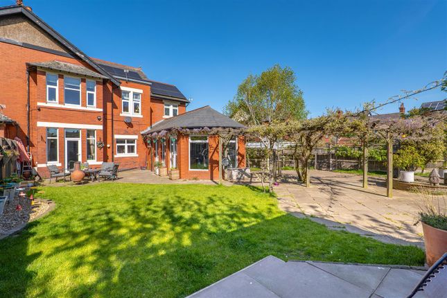 13, Windsor Road, Chorley photo 4