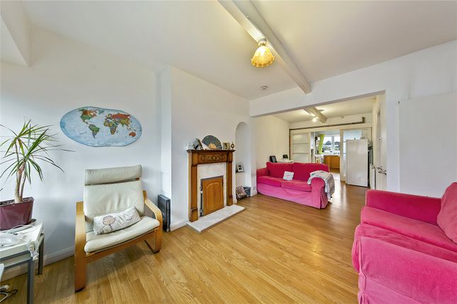 86, The Alders, Feltham photo 2