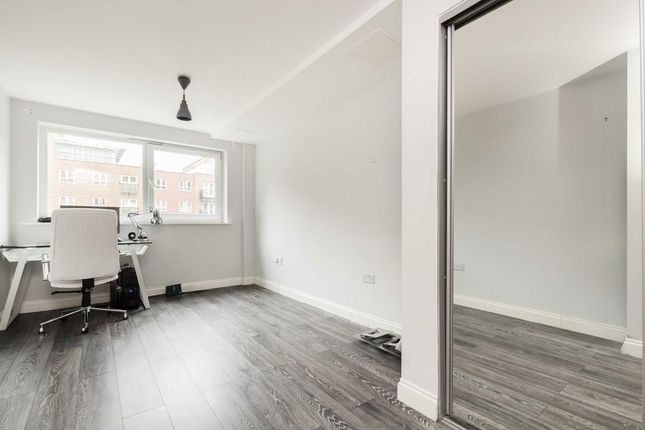 Skerne Road, Kingston Upon Thames photo 5