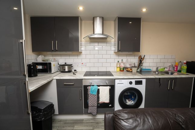 Flat 1, Park Road, Chorley photo 3