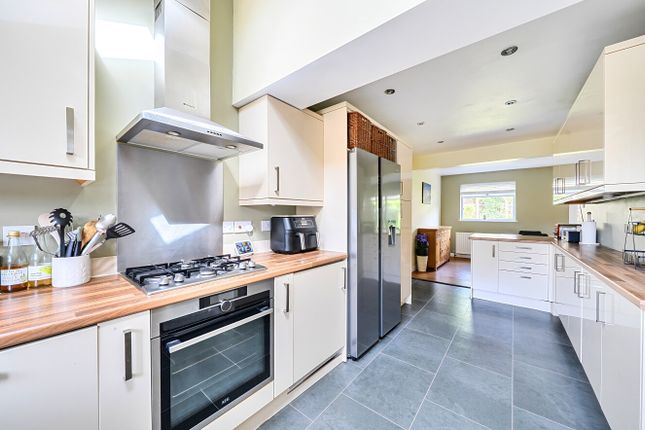 7, Carlyn Drive, Eastleigh photo 2