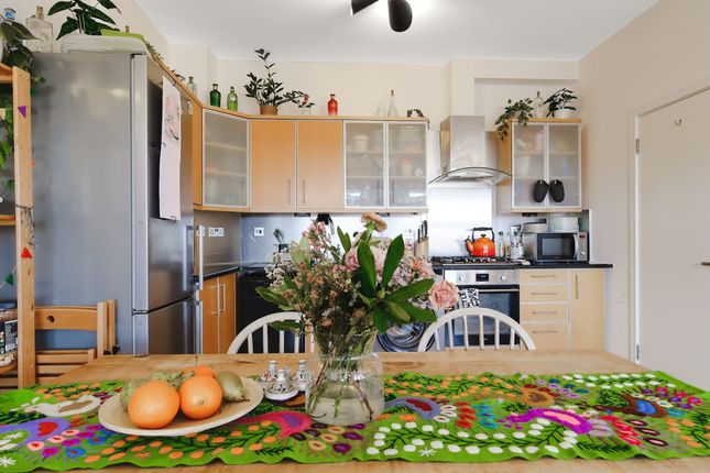 8 Manbey Park Rd, London photo 3