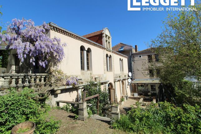Villa for sale in Confolens, Charente, Nouvelle-Aquitaine