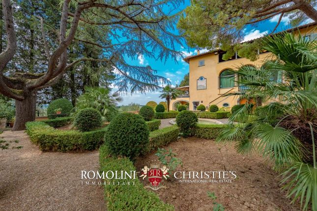 Villa for sale in San Casciano In Val di Pesa, Tuscany, Italy