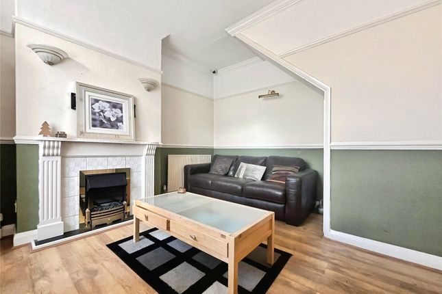 Room 3, 177, Lyndhurst Avenue, Twickenham photo 3