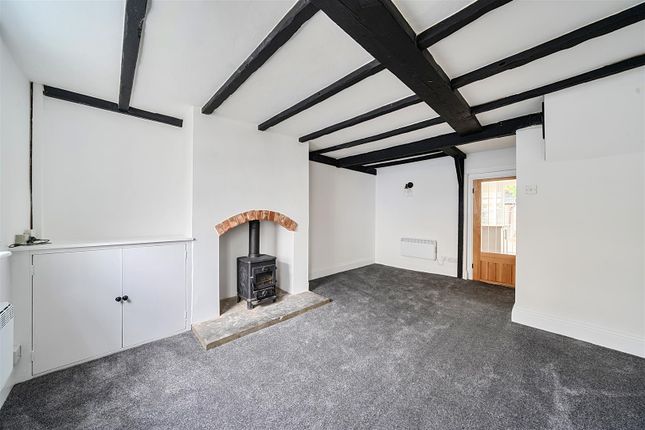 23, Cherry Orchard, Warwick photo 4
