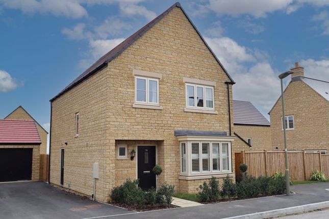 Thumbnail Detached house to rent in Spitfire Drive, Witney