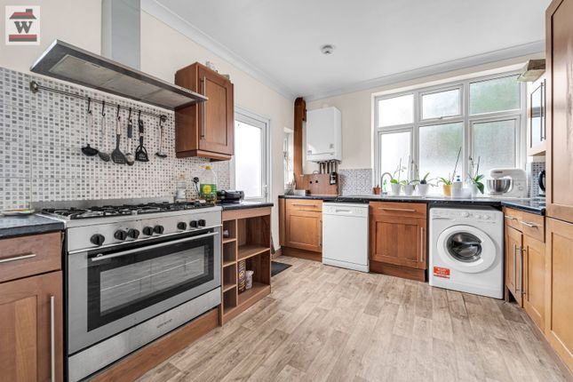 14, Ellerman Avenue, Twickenham photo 3
