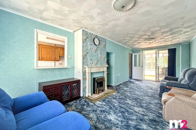 1, Chelmer Close, Newport photo 5