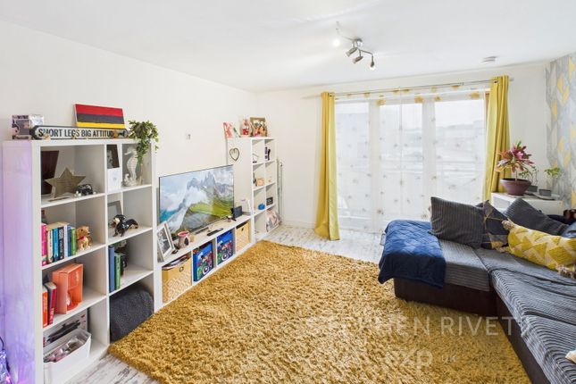 8,Flat 1, Rapier Street, Ipswich photo 2