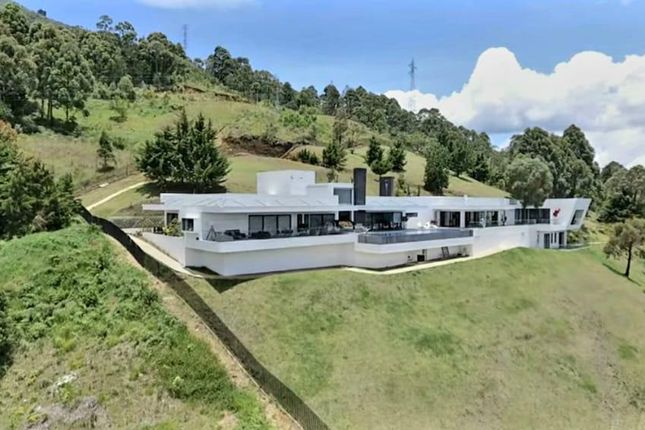 Detached house for sale in 23 Av. Las Palmas, Envigado, Co