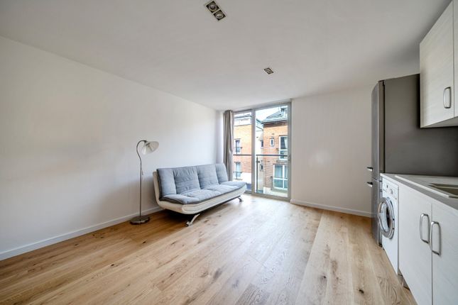 Flat 7, 32, Richmond Road, Greater London photo 4