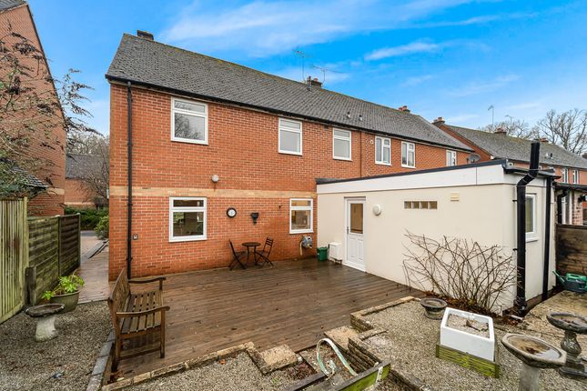 14, Buckhurst Mead, East Grinstead photo 3