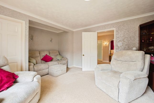 13, Norwich Road, Devon photo 4