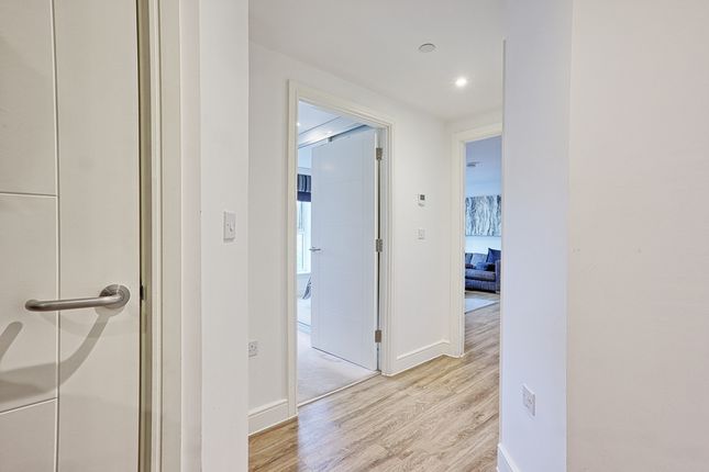 Flat 5, Station Place 114-118, Kings Road, Brentwood photo 4