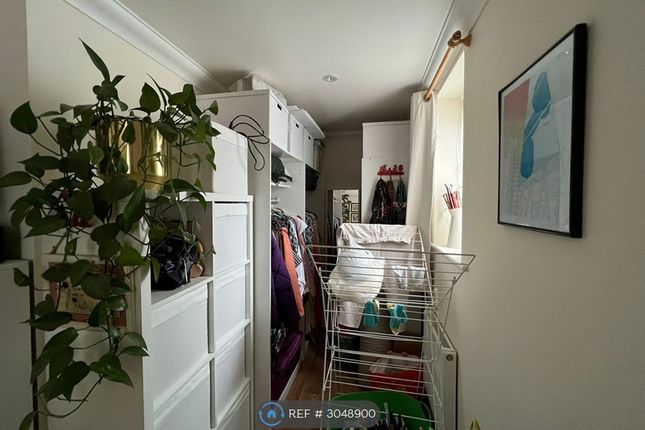 Flat, Crest Court Blandford Road, Poole photo 5