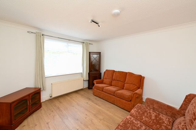 24, Wingfield, KING'S LYNN photo 5