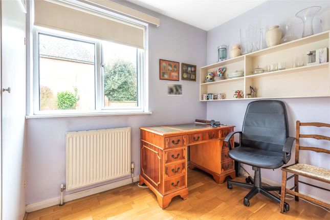 Flat for sale in Laverock, Manor Park, Chislehurst