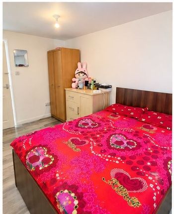 Flat 1 Alfred House, Alfred Place, Gravesend photo 5