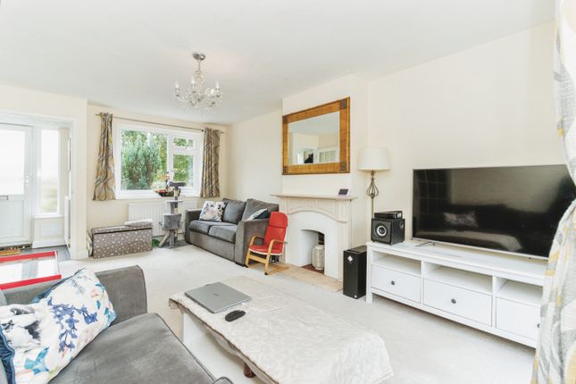 52, Whipton Barton Road, Exeter photo 4