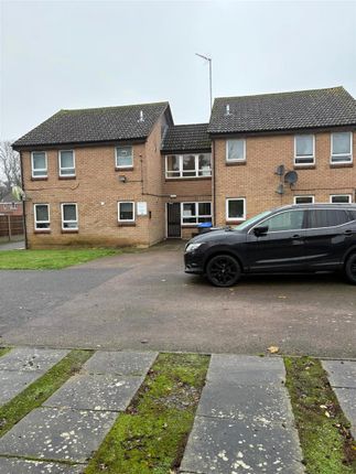 3a, Downwood Close, Northampton photo 3