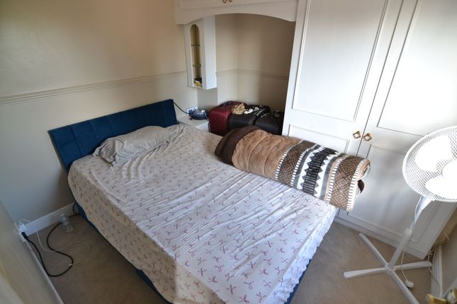 59 Vaughan Road, Willenhall photo 5