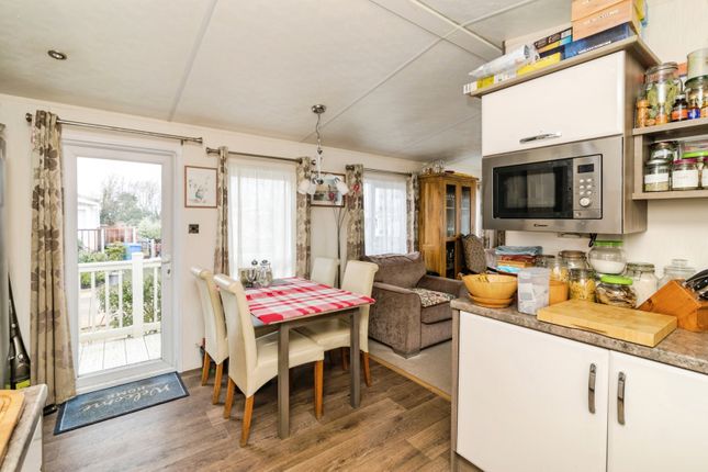 Caravan 20, Spring Park,, London Road, Beccles photo 3