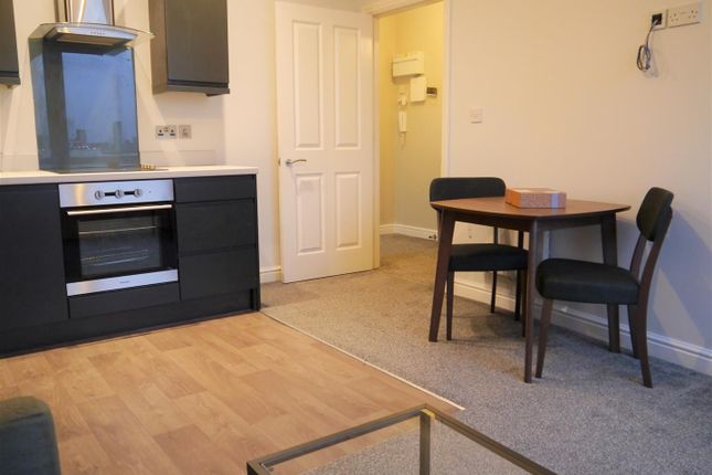 Thumbnail Flat to rent in Birchen House, Canning Street, Birkenhead