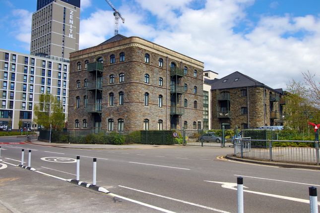 Penthouse for sale in Lloyd George Avenue, Cardiff