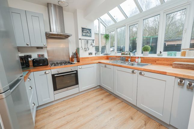 4, Carnoustie Drive, Lincoln photo 3