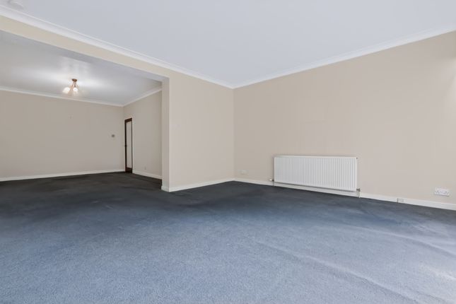 33 Dunvegan Drive, Bishopbriggs,, Glasgow photo 4