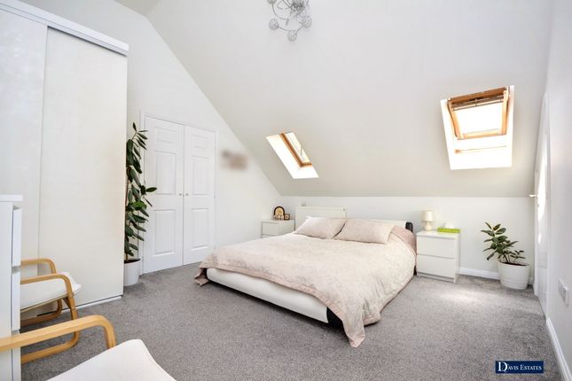 Flat 62, Nyall Court, Gidea Park, Romford photo 4
