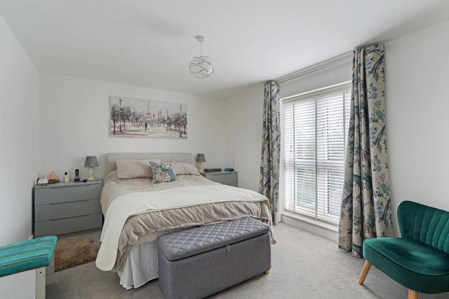 25, Fairfield Way, Keynsham photo 4