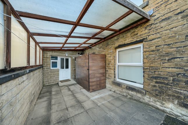 123, Acre Street, West Yorkshire photo 4