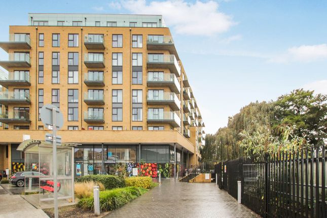 Thumbnail Flat for sale in Mill Pond, Dartford