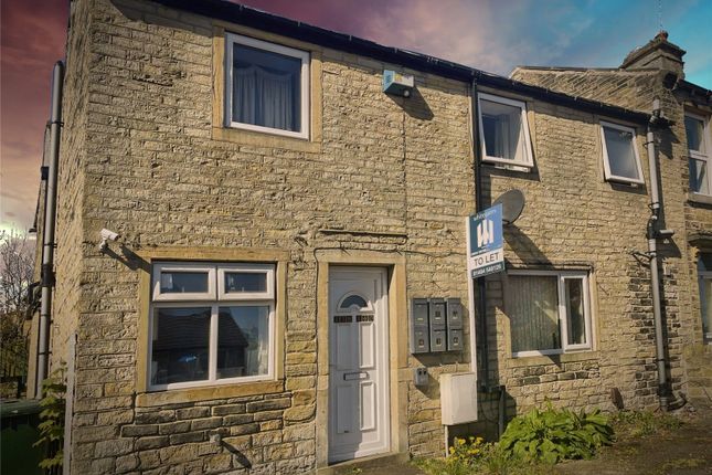 Room to rent in Lowerhouses Lane, Lowerhouses, Huddersfield