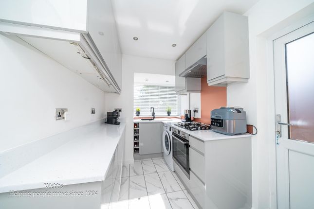 28, Barnetts Lane, Walsall photo 4
