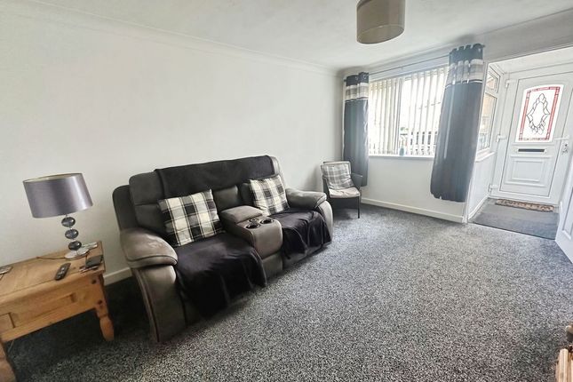 47, College Road, Ashington photo 3