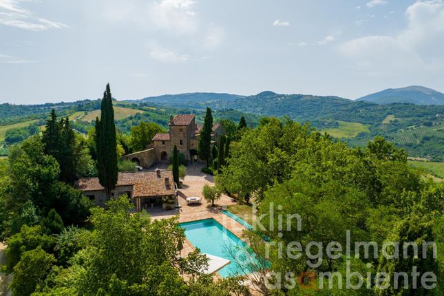 Country house for sale in Italy, Umbria, Perugia, Perugia