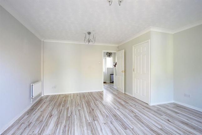 27, Speedwell Close, Cambridge photo 4