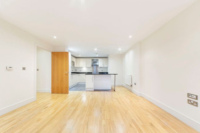 Flat 701, 15, Indescon Square, London photo 4