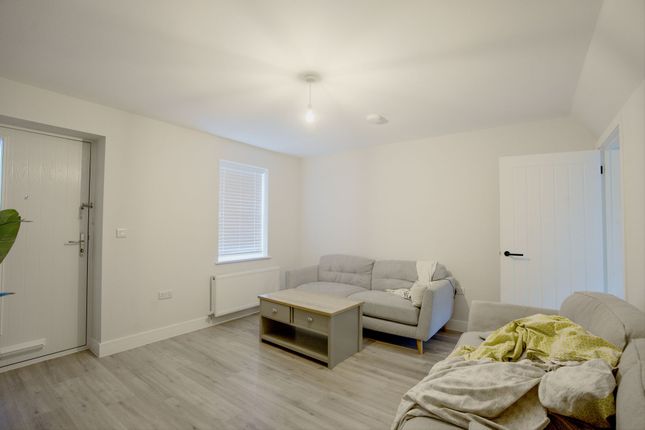 9 Market Street, Ely photo 2
