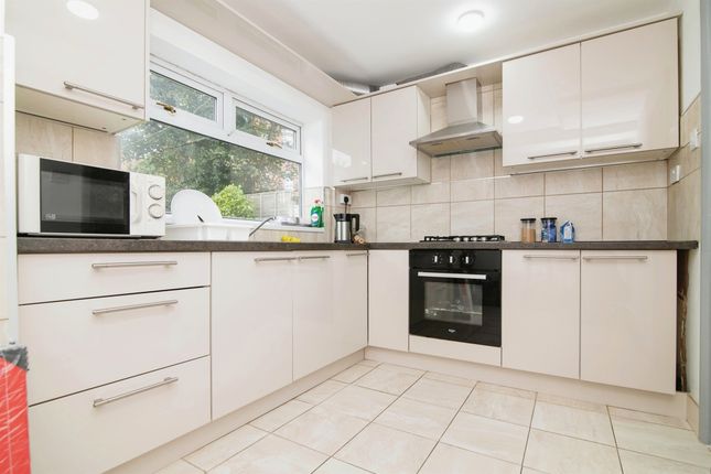 Link-detached house for sale in Pickwick Grove, Moseley, Birmingham
