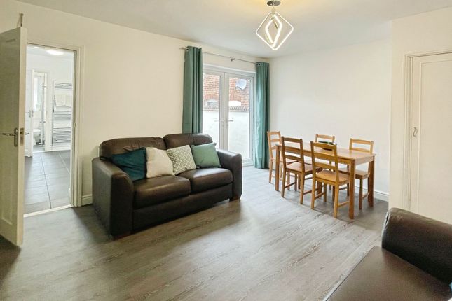 19 Gladstone Road, Chester photo 2
