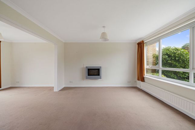 140, Worcester Road, Chichester photo 3