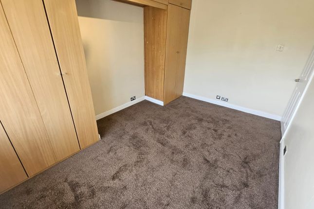 8, Links Way, Beckenham photo 3