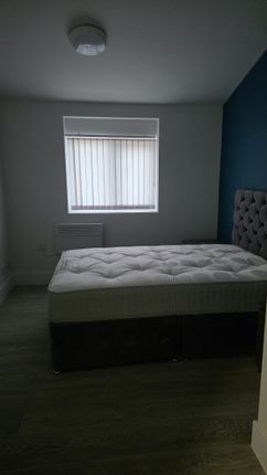 71, Wyken Avenue, Coventry photo 4