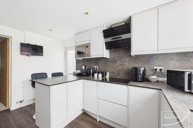 152 Torquay Road, Paignton photo 4