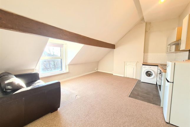 Hookstone Road, Harrogate photo 2