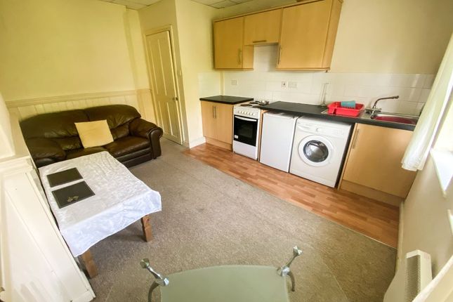 Flat 5 Glenholme, Whitehaven photo 2